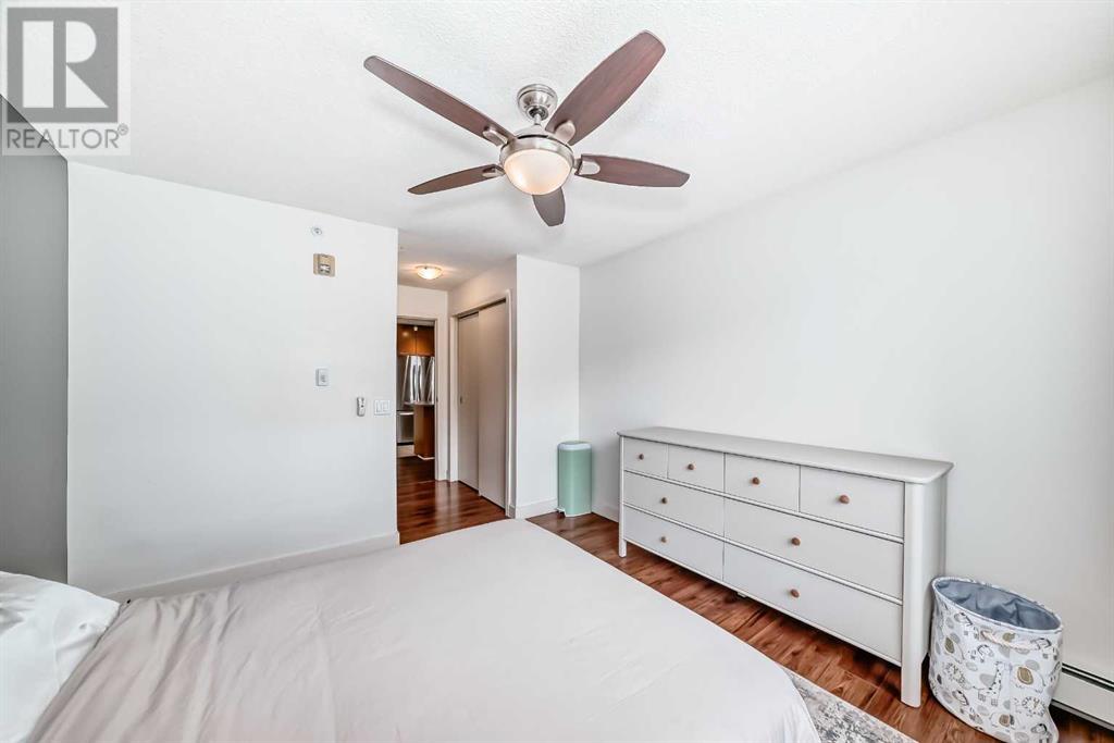 Single Family House for Sale in   Richard Court SW Lincoln Park Calgary 