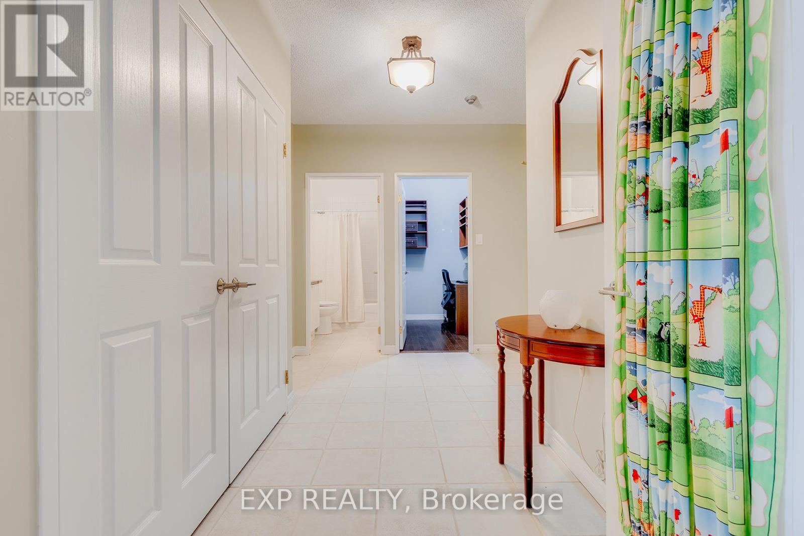 Photo 12 of 403 255 Keats Way, Waterloo ON