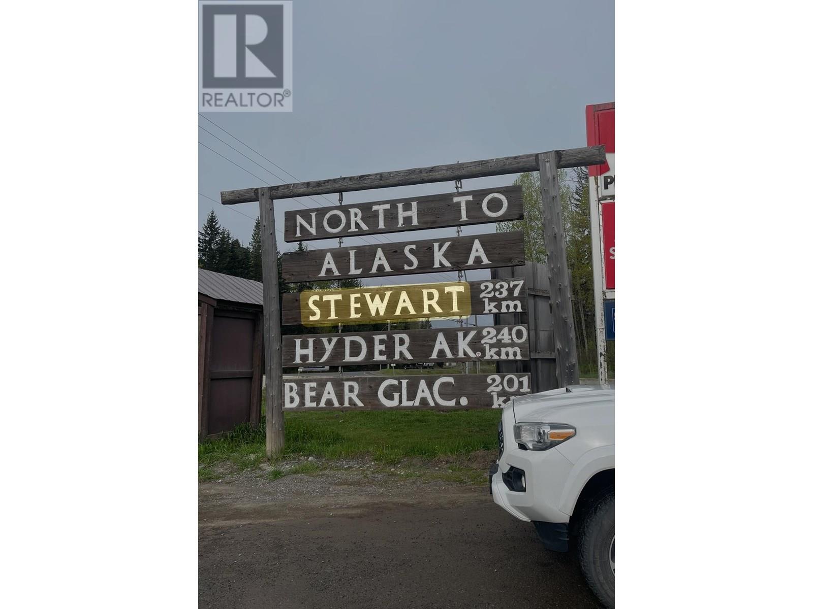 1708 RAILWAY Street, Stewart