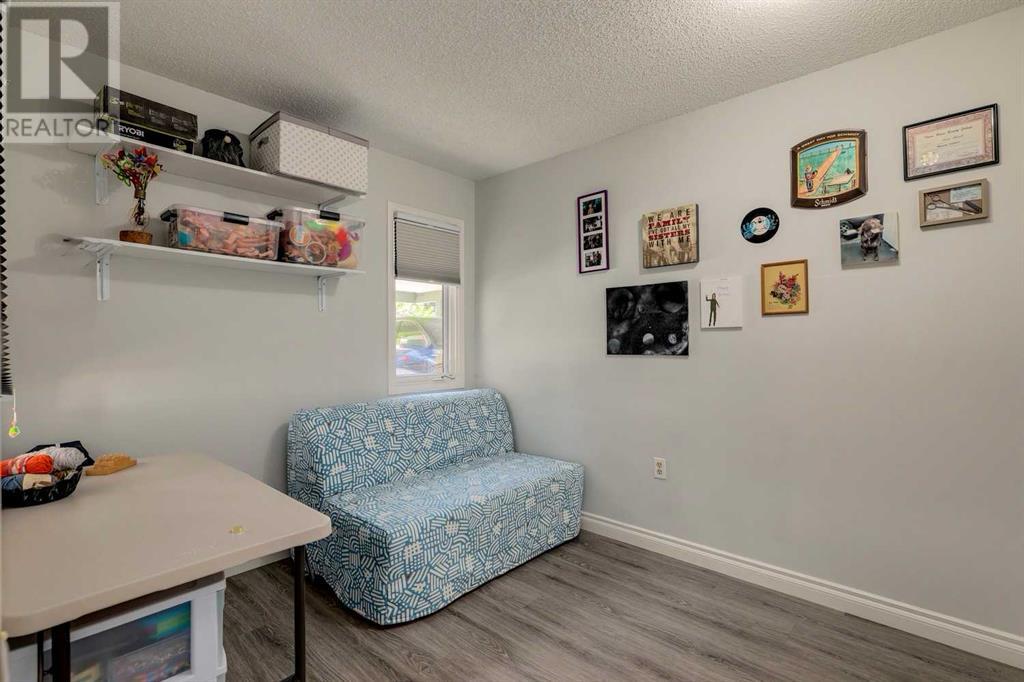 Single Family House Bungalow for Sale in  Dovely Park SE Dover Calgary 