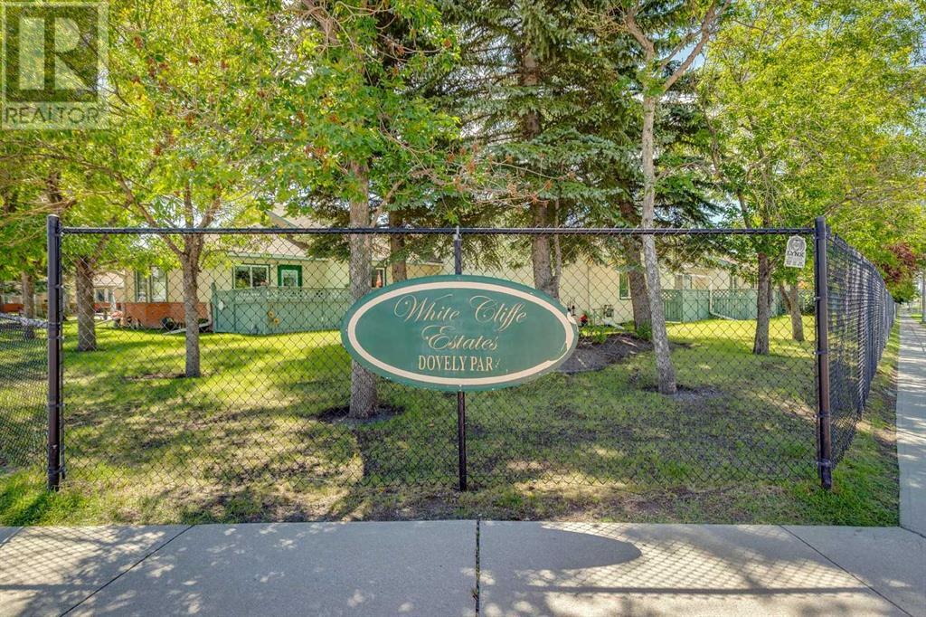Single Family House Bungalow for Sale in  Dovely Park SE Dover Calgary 