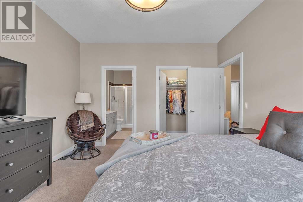 Single Family House 4 Level for Sale in  Silverado Plains Park SW Silverado Calgary 