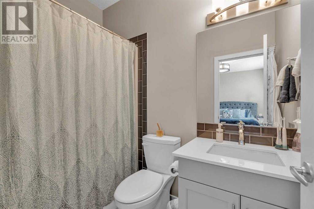Single Family House 4 Level for Sale in  Silverado Plains Park SW Silverado Calgary 