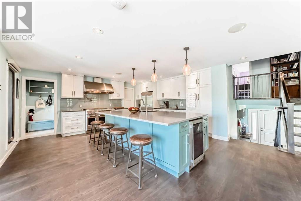 Single Family House 5 Level for Sale in  Varsity Drive NW Varsity Calgary 