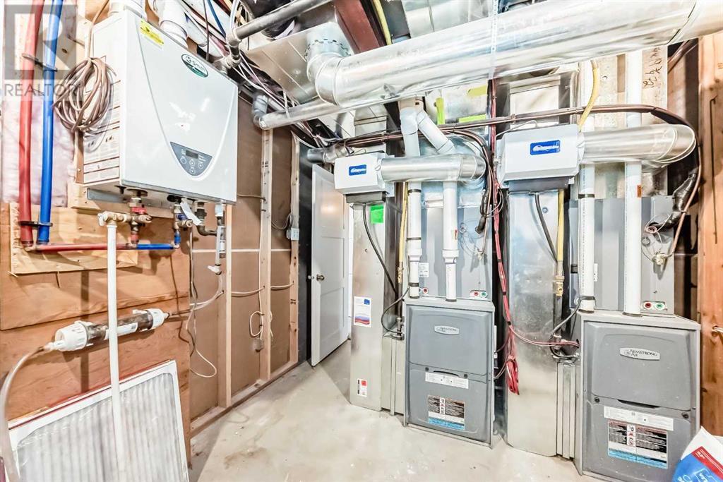 Single Family House 5 Level for Sale in  Varsity Drive NW Varsity Calgary 