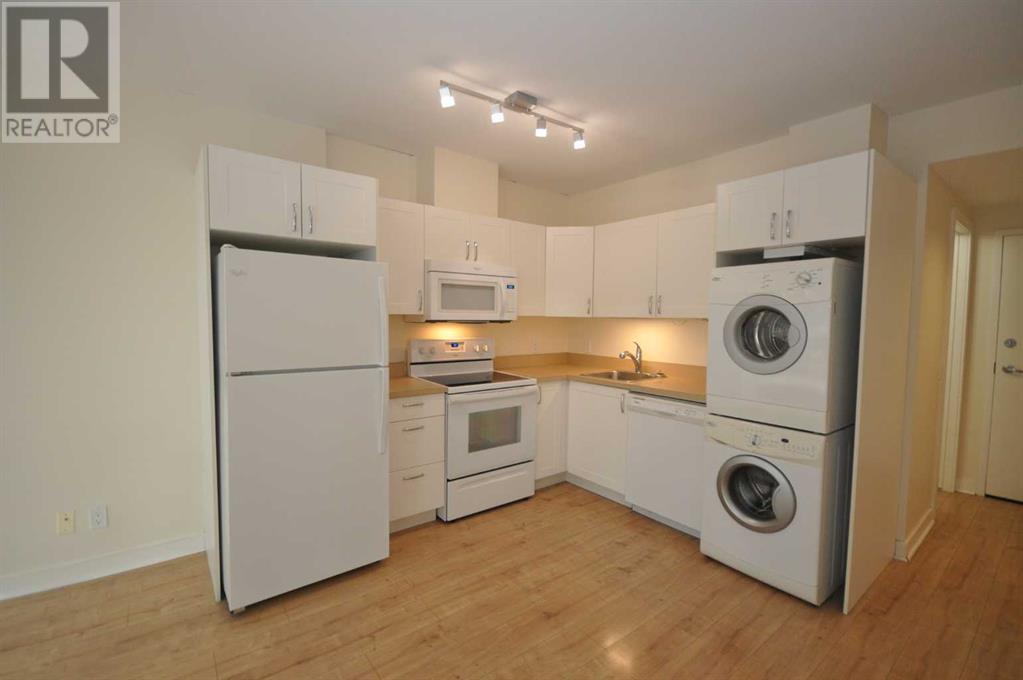 Single Family House for Sale in   Brentwood Common NW Brentwood Calgary 