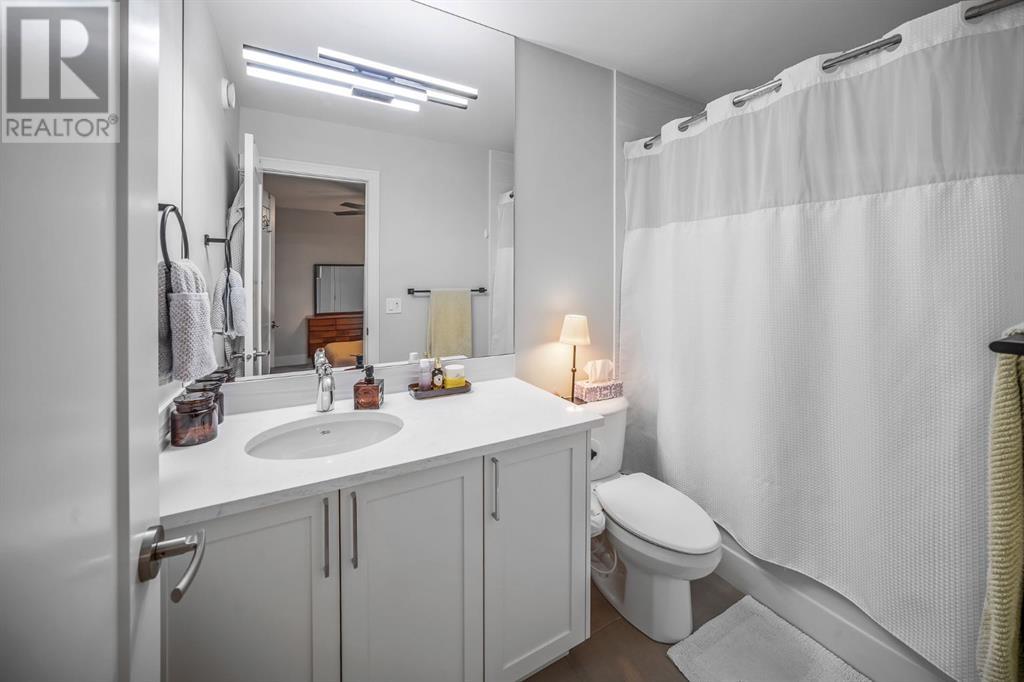 Single Family House for Sale in   A Street SW Richmond Calgary 