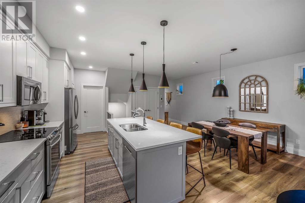 Single Family House for Sale in   A Street SW Richmond Calgary 