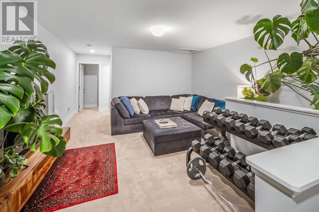 Single Family House for Sale in   A Street SW Richmond Calgary 