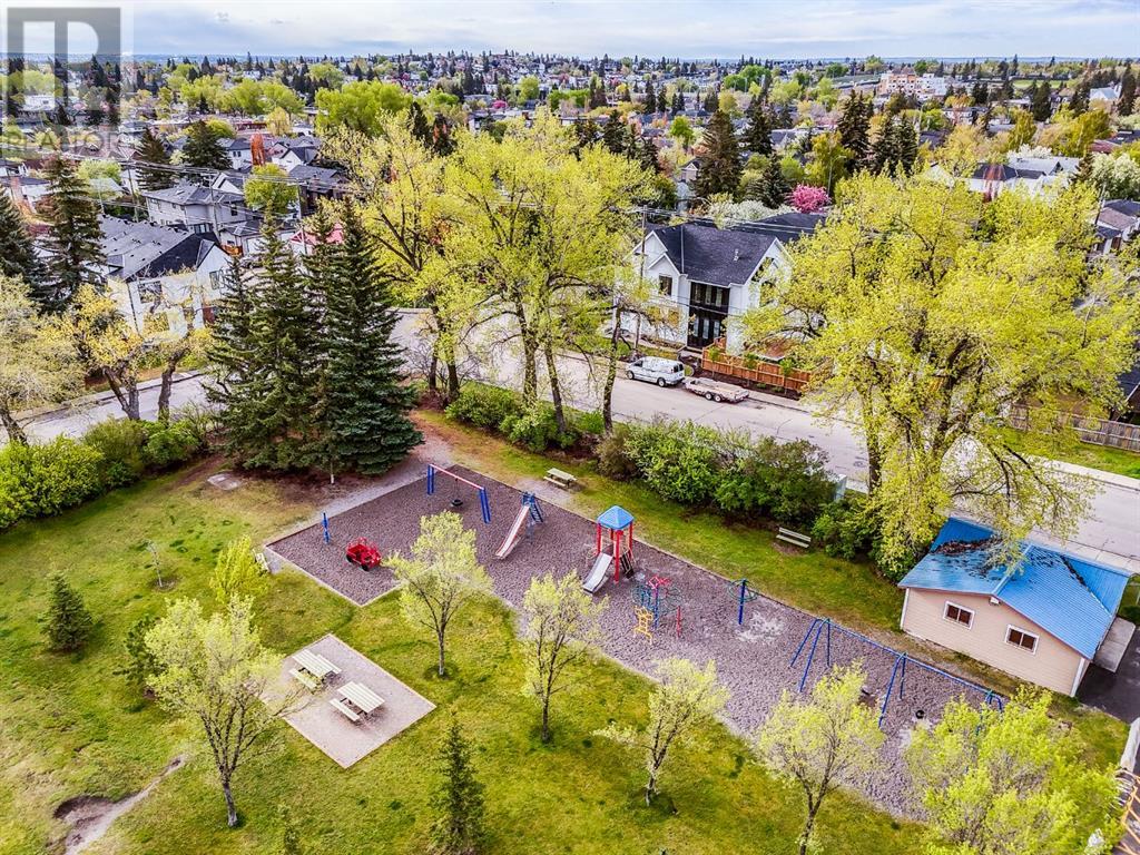 Single Family House for Sale in   A Street SW Richmond Calgary 
