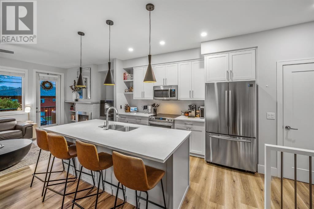 Single Family House for Sale in   A Street SW Richmond Calgary 