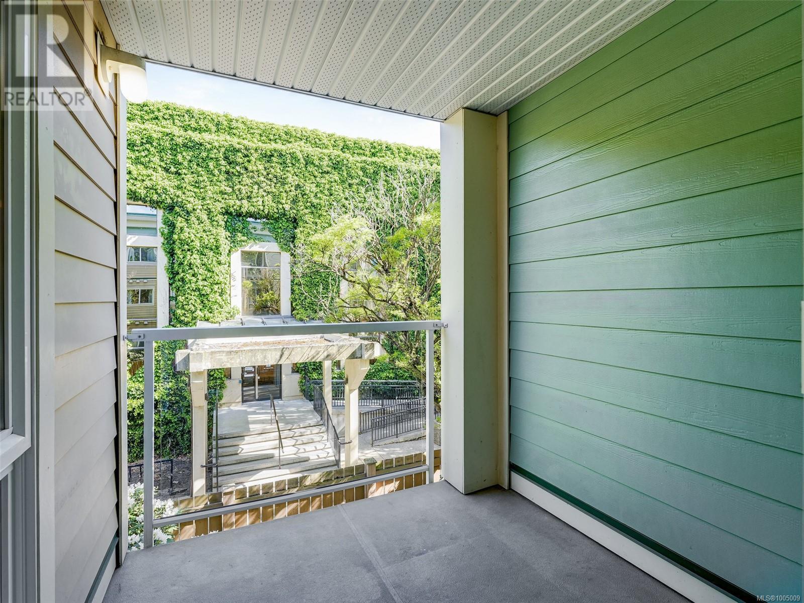 Photo 21 of 304 649 Bay St, Victoria BC