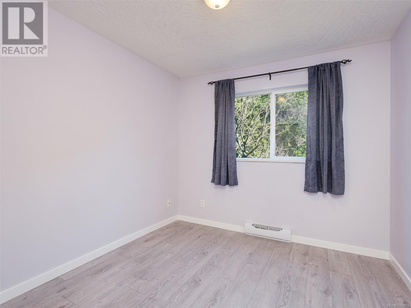 Photo 1 of 304 649 Bay St, Victoria BC