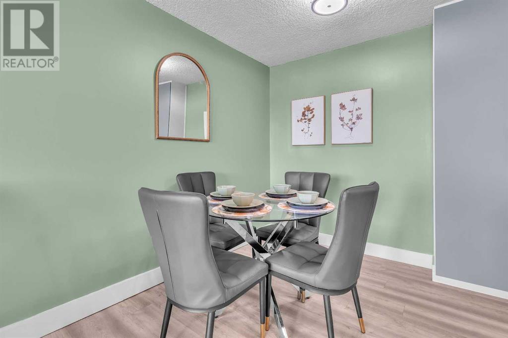 Single Family House for Sale in    Avenue SW Windsor Park Calgary 