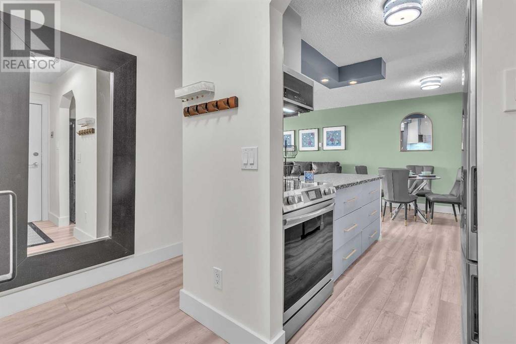 Single Family House for Sale in    Avenue SW Windsor Park Calgary 