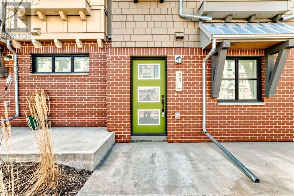 Single Family House for Sale in  spring willow Close SW Springbank Hill Calgary 