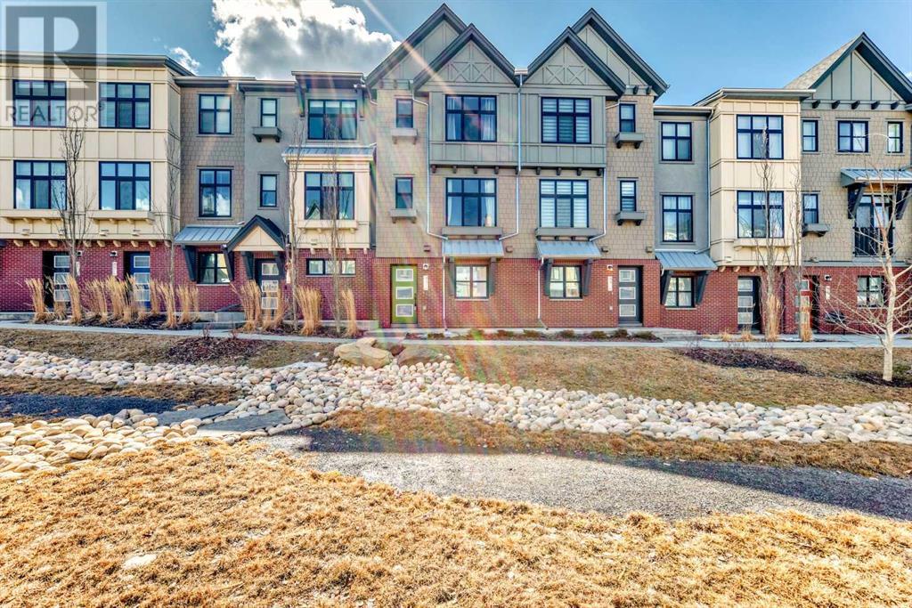 Single Family House for Sale in  spring willow Close SW Springbank Hill Calgary 