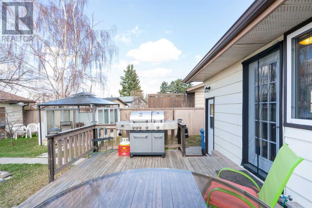 Single Family House Bungalow for Sale in  Queensland Circle SE Queensland Calgary 