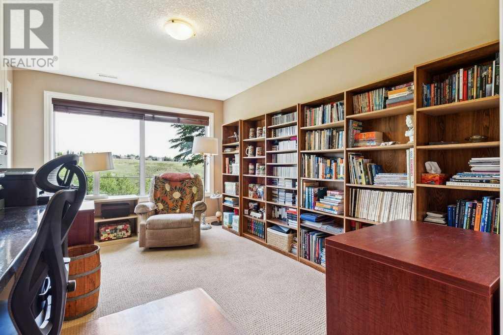 Single Family House for Sale in  Tuscany Ravine Heights NW Tuscany Calgary 