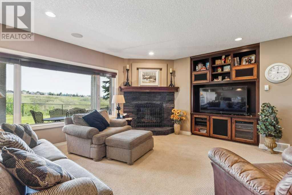Single Family House for Sale in  Tuscany Ravine Heights NW Tuscany Calgary 