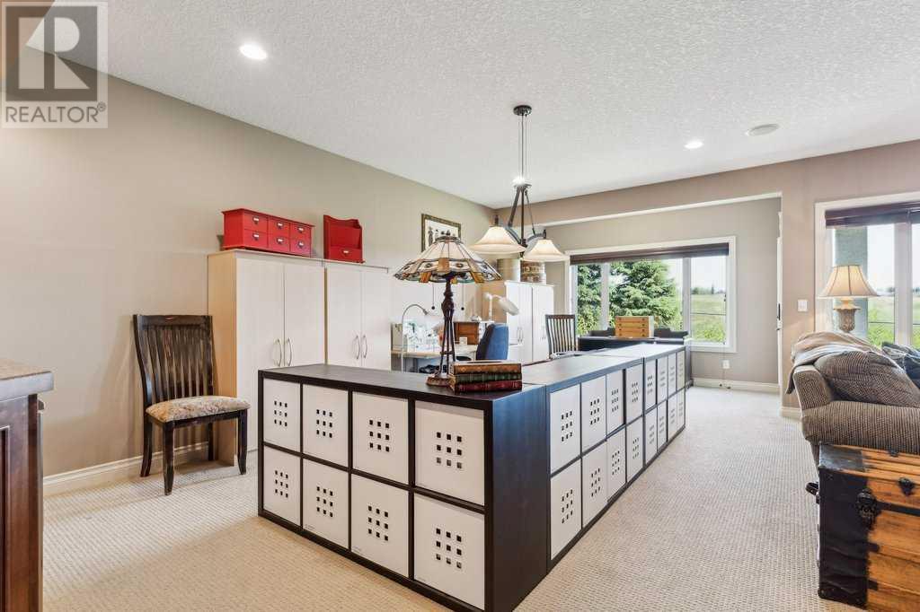 Single Family House for Sale in  Tuscany Ravine Heights NW Tuscany Calgary 