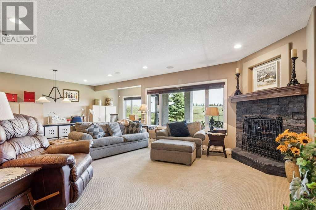 Single Family House for Sale in  Tuscany Ravine Heights NW Tuscany Calgary 