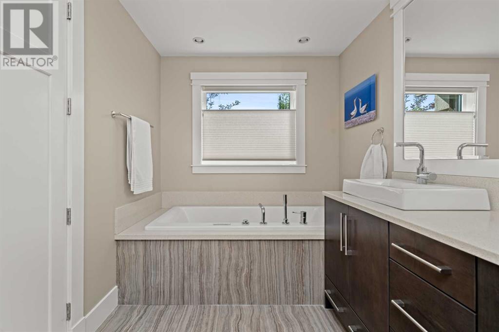 Single Family House for Sale in   Street SW Altadore Calgary 