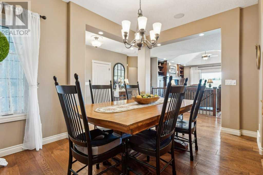 Single Family House for Sale in  Tuscany Ravine Heights NW Tuscany Calgary 