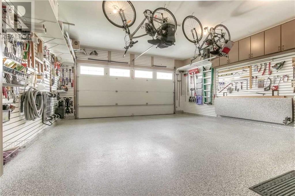 Single Family House for Sale in  Tuscany Ravine Heights NW Tuscany Calgary 