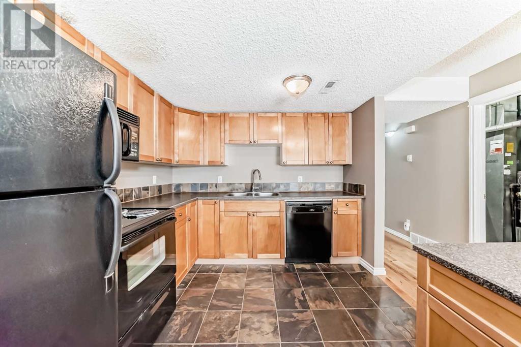 Single Family House for Sale in    Street SW St Andrews Heights Calgary 