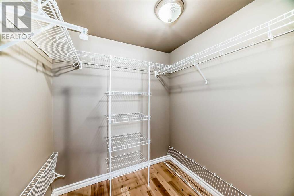 Single Family House for Sale in    Street SW St Andrews Heights Calgary 