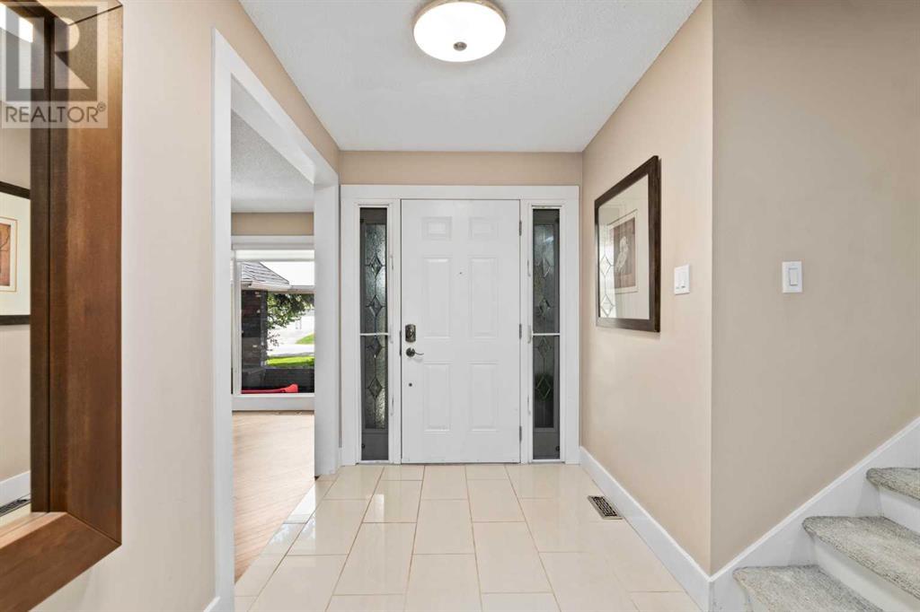 Single Family House for Sale in  Willowfern Drive SE Willow Park Calgary 