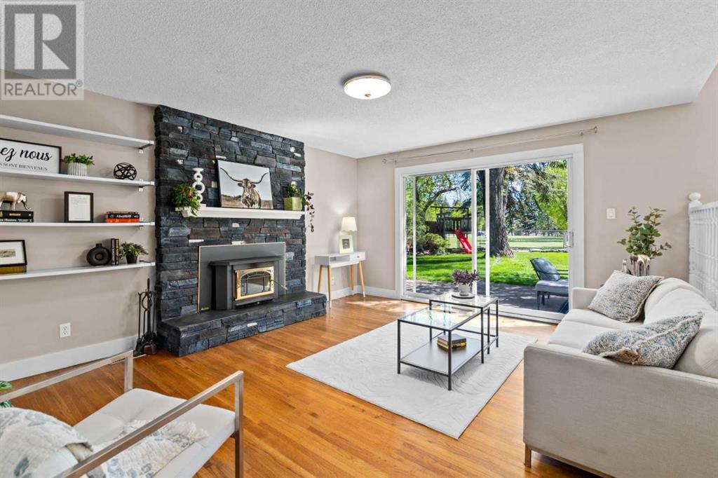 Single Family House for Sale in  Willowfern Drive SE Willow Park Calgary 