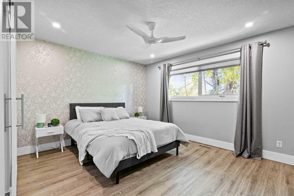 Single Family House for Sale in  Willowfern Drive SE Willow Park Calgary 