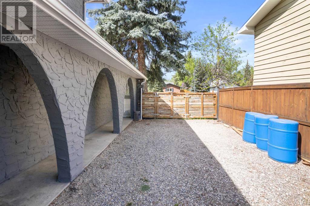 Single Family House for Sale in  Willowfern Drive SE Willow Park Calgary 