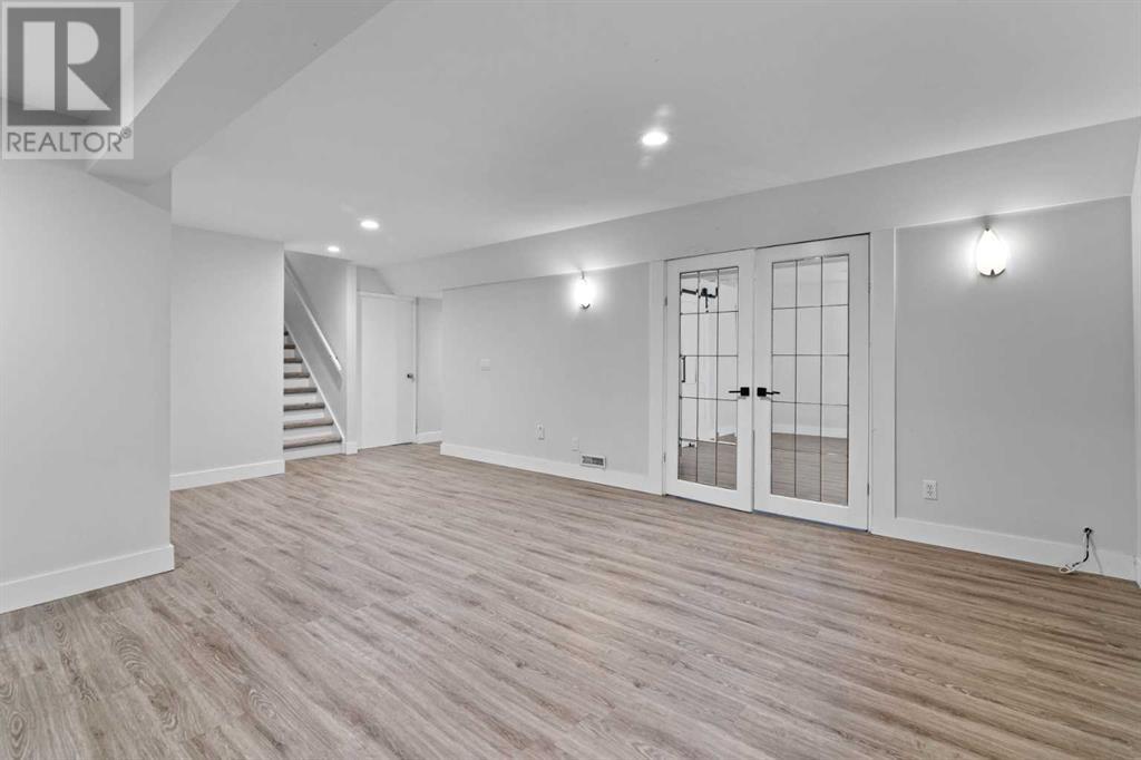 Single Family House for Sale in  Willowfern Drive SE Willow Park Calgary 