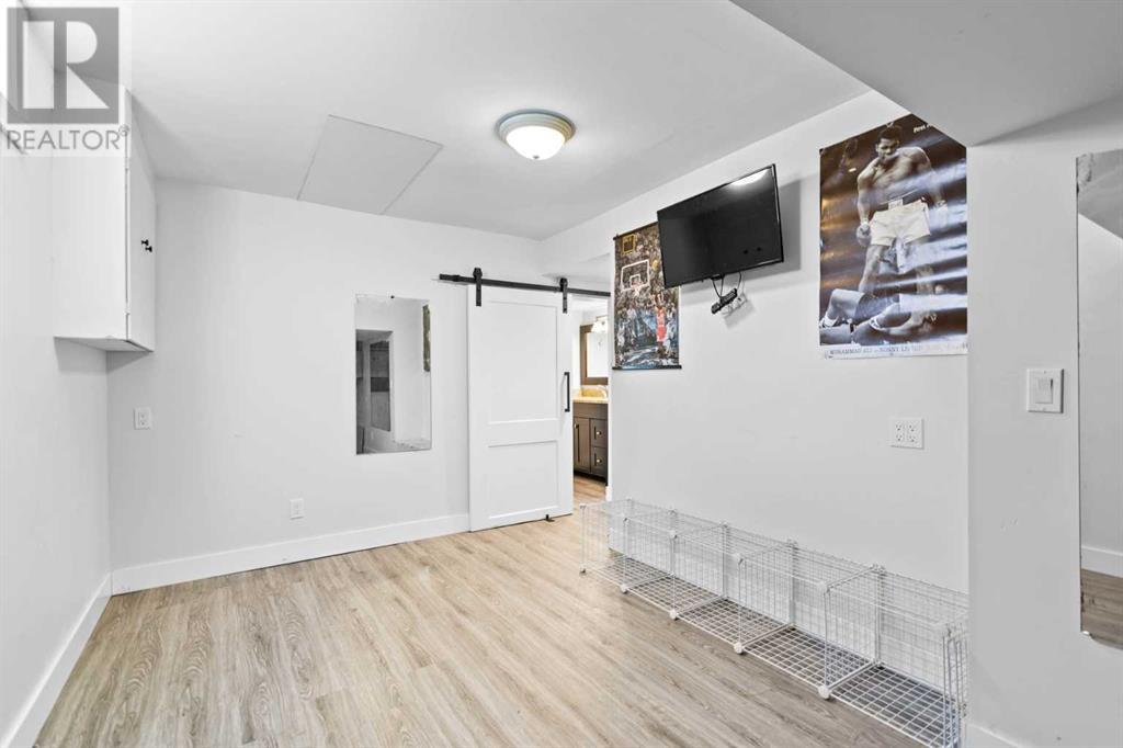 Single Family House for Sale in  Willowfern Drive SE Willow Park Calgary 