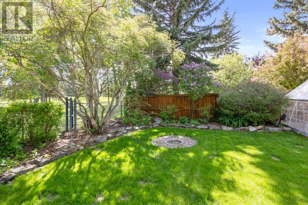 Single Family House for Sale in  Willowfern Drive SE Willow Park Calgary 