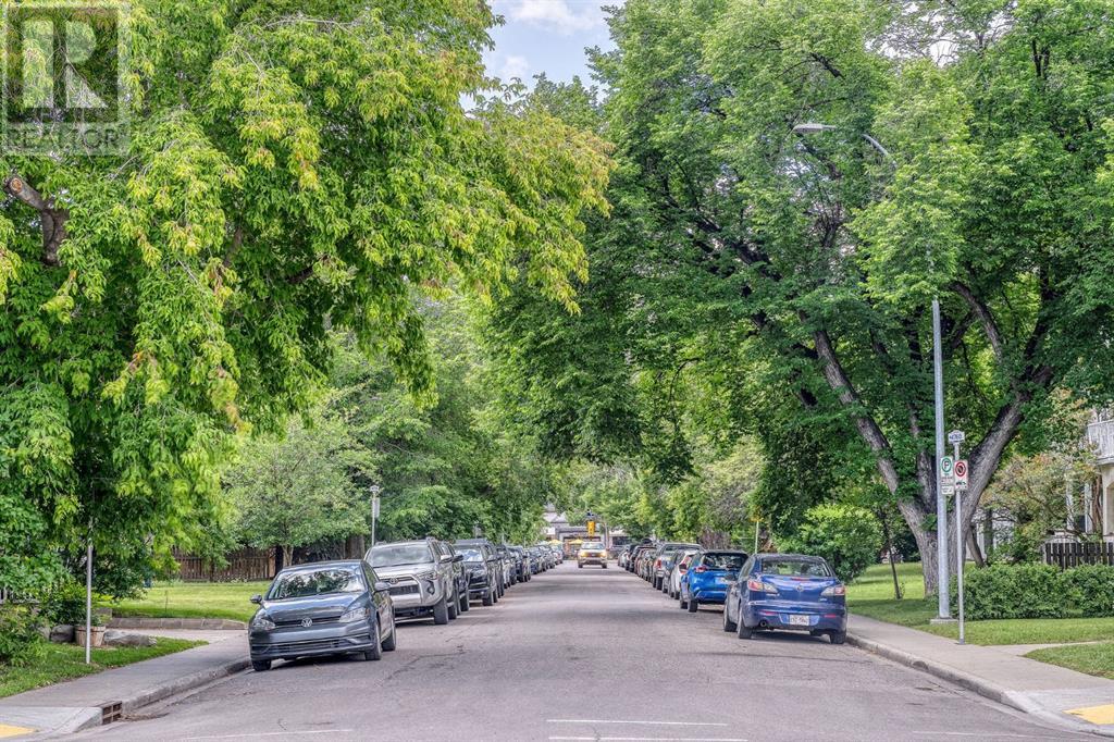 Single Family House for Sale in    Avenue SW Mission Calgary 