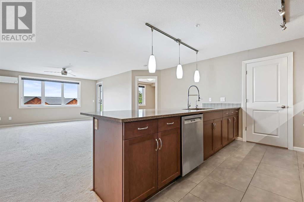 Single Family House for Sale in   Valley Ridge Manor NW Valley Ridge Calgary 