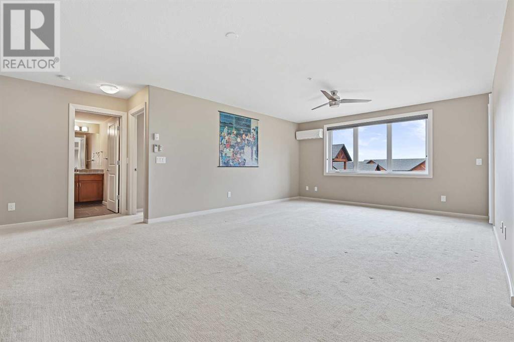 Single Family House for Sale in   Valley Ridge Manor NW Valley Ridge Calgary 