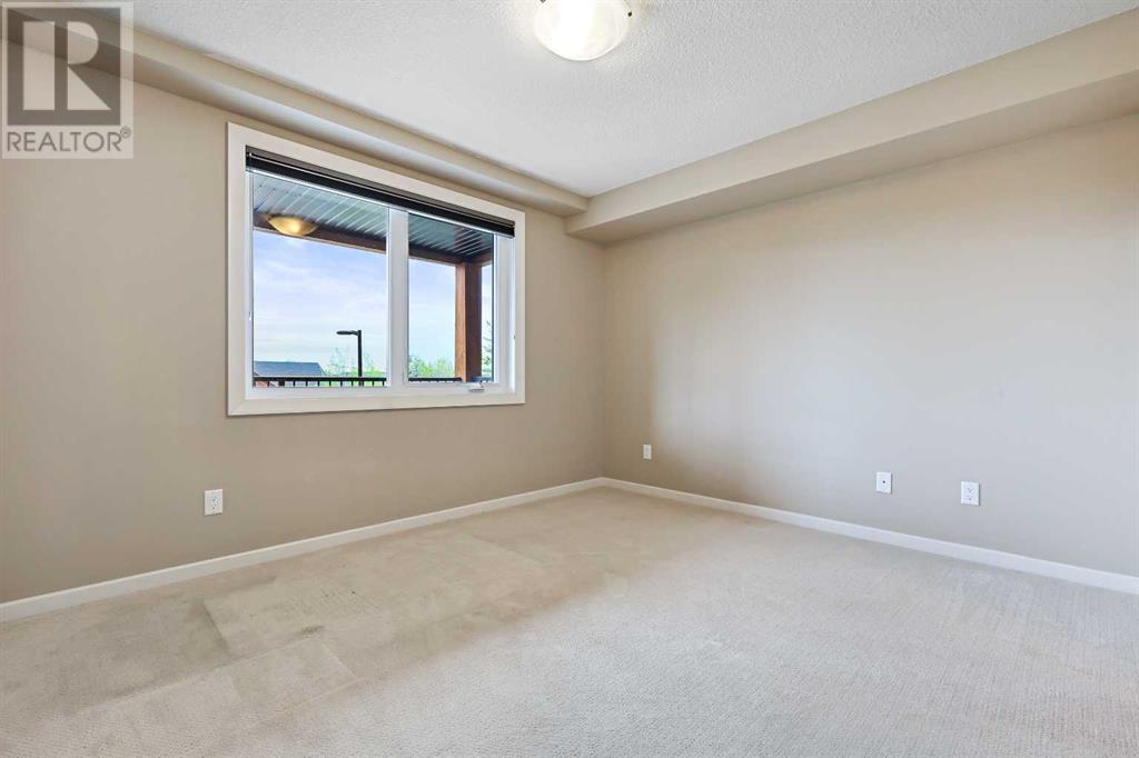 Single Family House for Sale in   Valley Ridge Manor NW Valley Ridge Calgary 