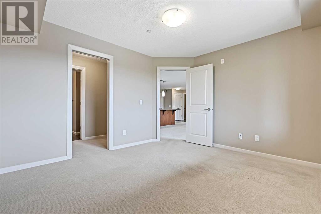 Single Family House for Sale in   Valley Ridge Manor NW Valley Ridge Calgary 