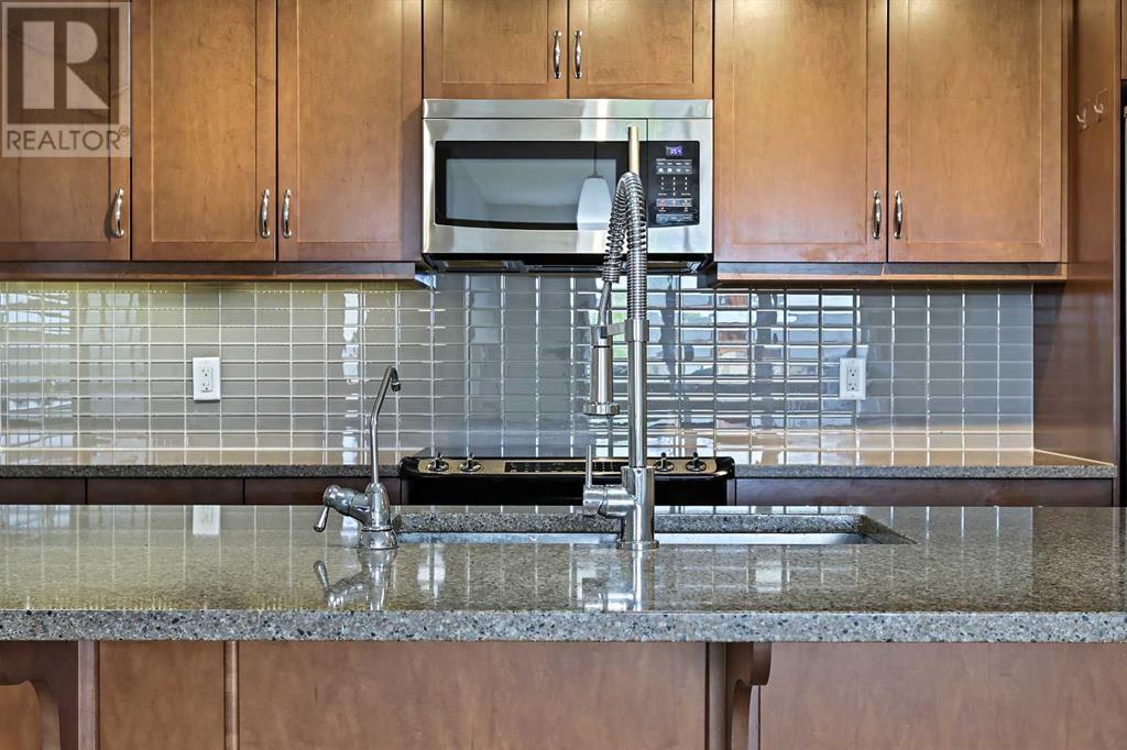 Single Family House for Sale in   Valley Ridge Manor NW Valley Ridge Calgary 