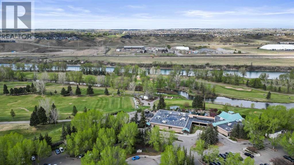Single Family House for Sale in   Valley Ridge Manor NW Valley Ridge Calgary 