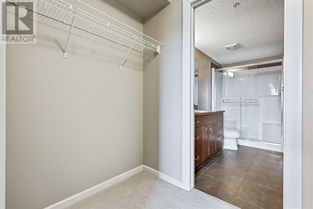 Single Family House for Sale in   Valley Ridge Manor NW Valley Ridge Calgary 