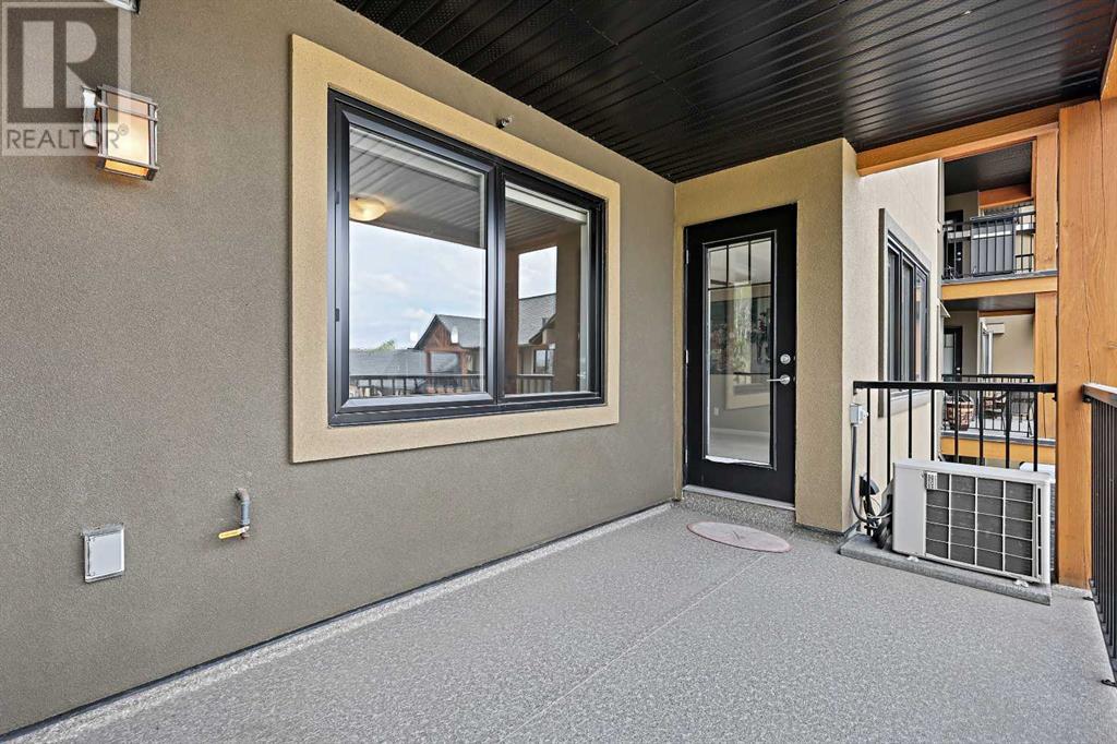 Single Family House for Sale in   Valley Ridge Manor NW Valley Ridge Calgary 