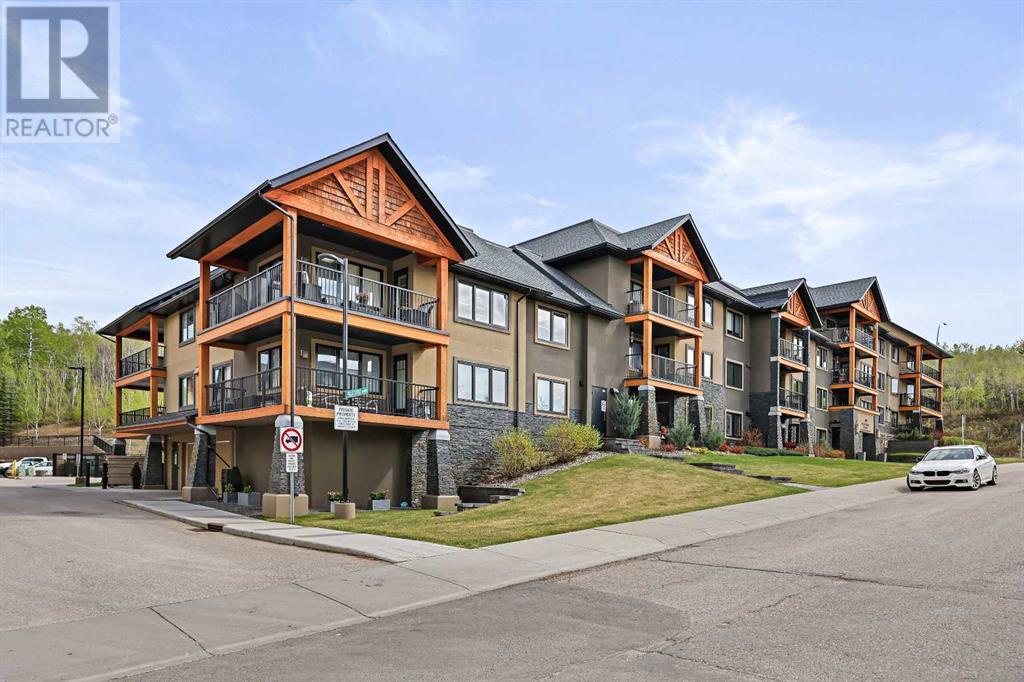 Single Family House for Sale in   Valley Ridge Manor NW Valley Ridge Calgary 