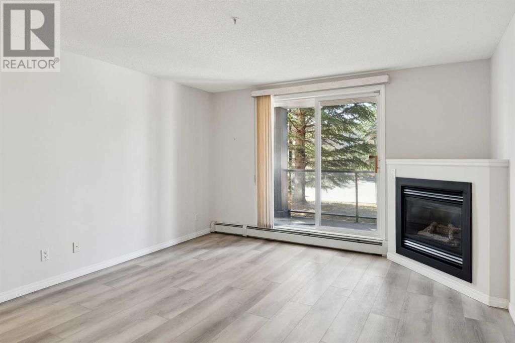 Single Family House for Sale in   Canyon Meadows Drive SE Queensland Calgary 