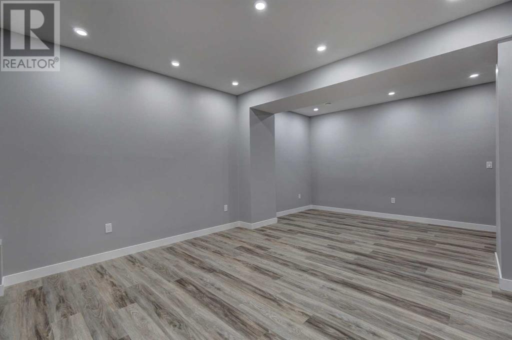 Single Family House for Sale in  Bluerock Way SW Alpine Park Calgary 